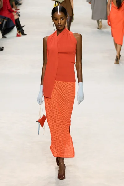 Look 22